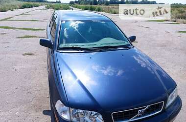 Универсал Volvo V40 2002 в Пирятине