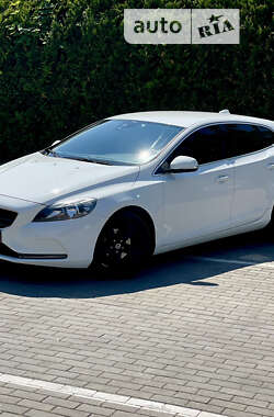 Хетчбек Volvo V40 2013 в Луцьку