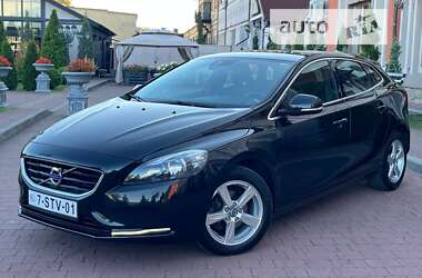 Хетчбек Volvo V40 2013 в Стрию