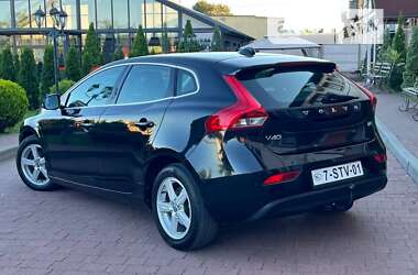 Хетчбек Volvo V40 2013 в Стрию