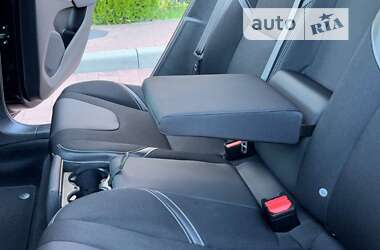 Хетчбек Volvo V40 2013 в Стрию