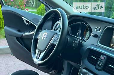 Хетчбек Volvo V40 2013 в Стрию