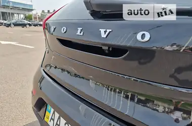 Volvo V40 2013