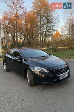 Volvo V40 2012