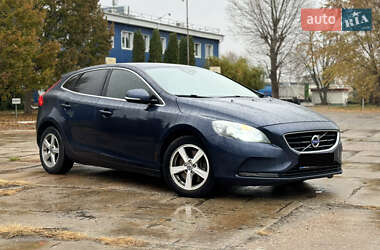 Хэтчбек Volvo V40 2014 в Броварах