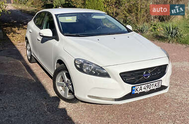 Хетчбек Volvo V40 2013 в Києві