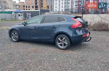 Хетчбек Volvo V40 2014 в Луцьку