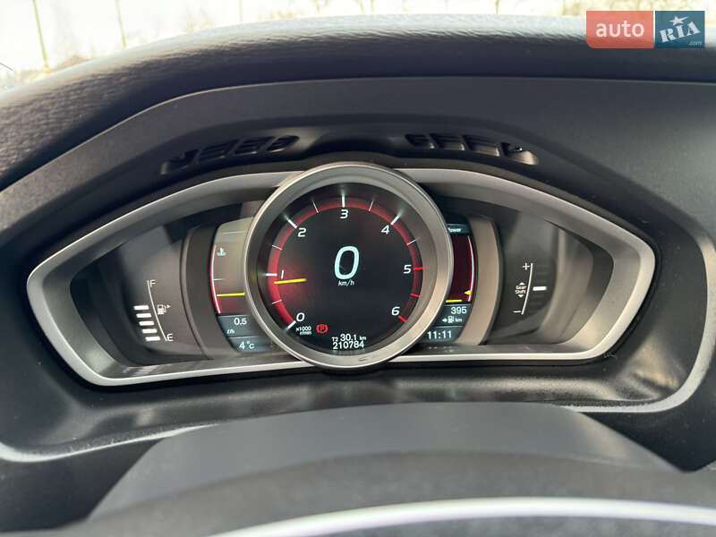 Хэтчбек Volvo V40 2013 в Коломые