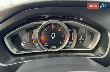 Хэтчбек Volvo V40 2013 в 