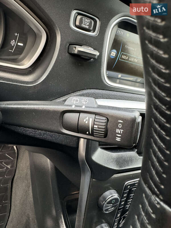 Хэтчбек Volvo V40 2013 в Коломые