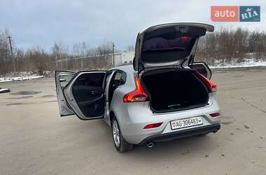 Хетчбек Volvo V40 2012 в Трускавці