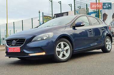 Volvo V40 2012