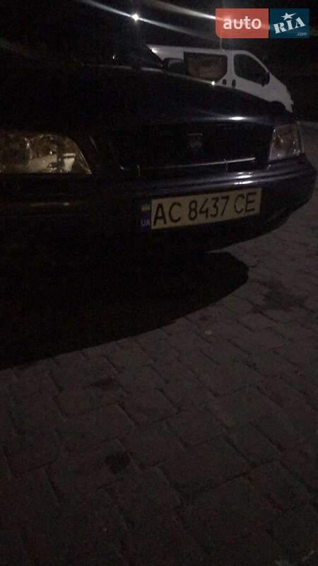 Универсал Volvo V40 1999 в Дубровице