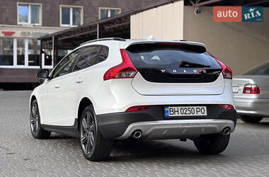 Хетчбек Volvo V40 2016 в Одесі