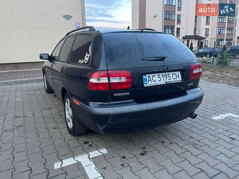Универсал Volvo V40 2000 в Ковеле