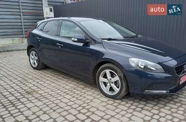 Хетчбек Volvo V40 2013 в Львові