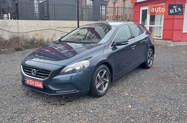 Хэтчбек Volvo V40 2014 в 