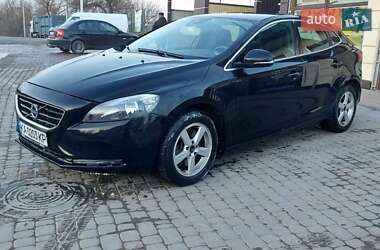 Хетчбек Volvo V40 2014 в Білій Церкві