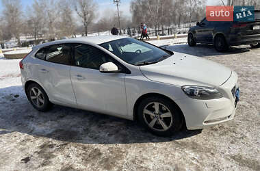Volvo V40 2013 Volvo V40 2013