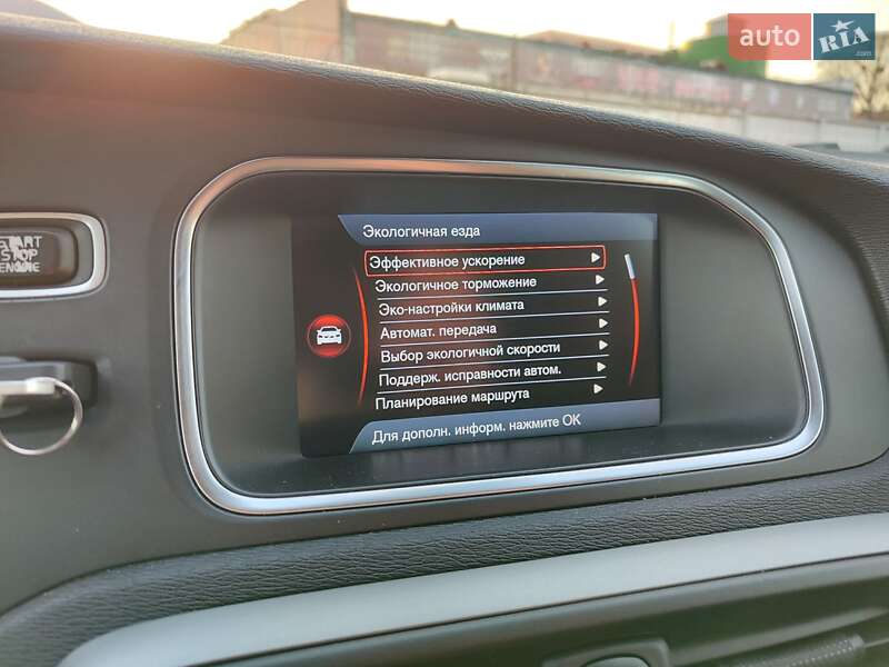 Хетчбек Volvo V40 2012 в Києві