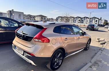 Volvo V40 2013