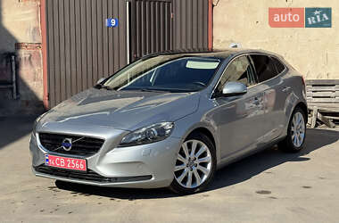 Хэтчбек Volvo V40 2013 в Калуше