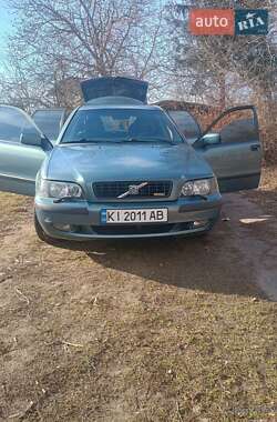 Универсал Volvo V40 2002 в Барышевке