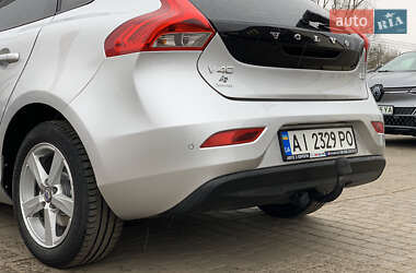Хэтчбек Volvo V40 2014 в 