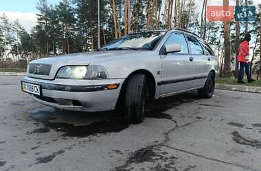 Универсал Volvo V40 1998 в 