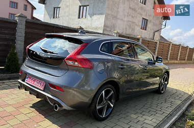 Хэтчбек Volvo V40 2013 в 
