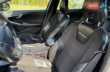 Хэтчбек Volvo V40 2013 в 
