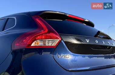 Хетчбек Volvo V40 2014 в Києві