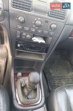 Универсал Volvo V40 2003 в 