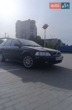 Универсал Volvo V40 2003 в 