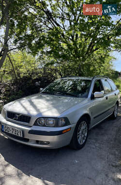 Універсал Volvo V40 2002 в Рівному