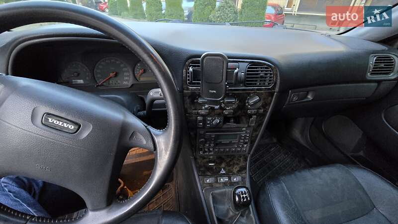 Универсал Volvo V40 1999 в Ужгороде