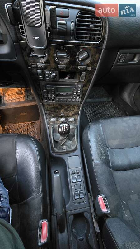 Универсал Volvo V40 1999 в Ужгороде