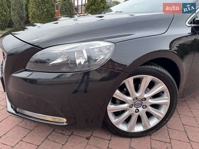 Хетчбек Volvo V40 2013 в Стрию