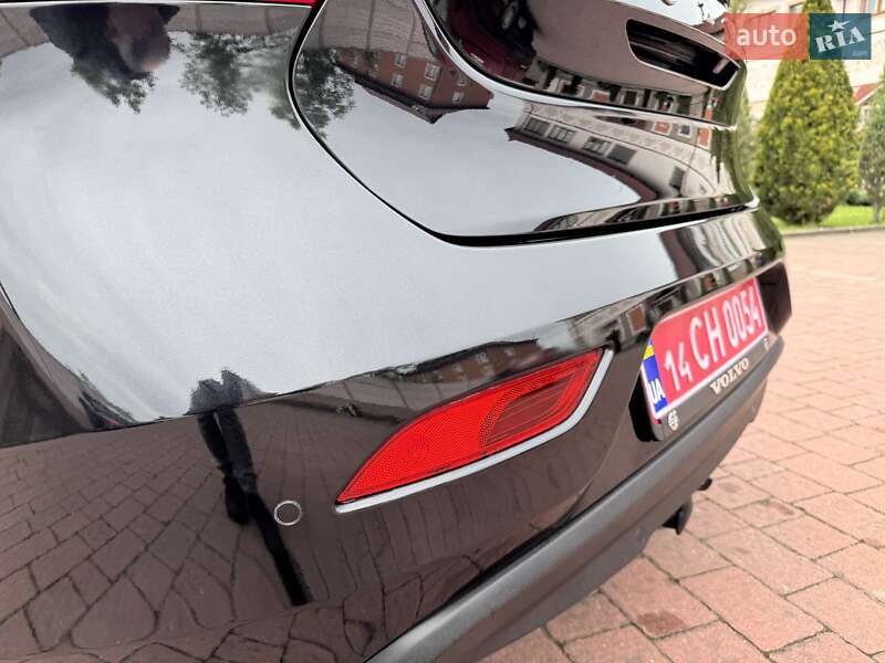 Хетчбек Volvo V40 2013 в Стрию