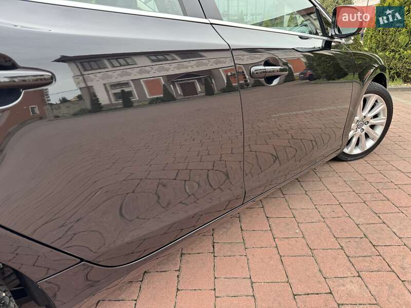 Хетчбек Volvo V40 2013 в Стрию