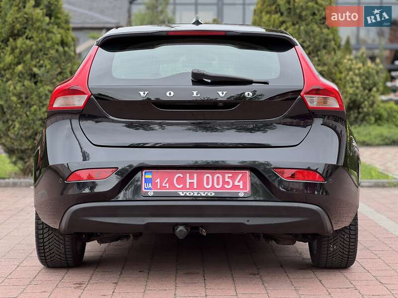 Хетчбек Volvo V40 2013 в Стрию