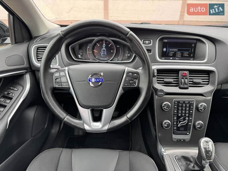 Хетчбек Volvo V40 2013 в Стрию