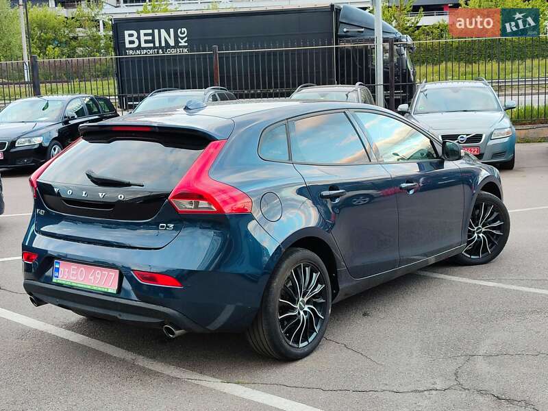 Хетчбек Volvo V40 2012 в Києві