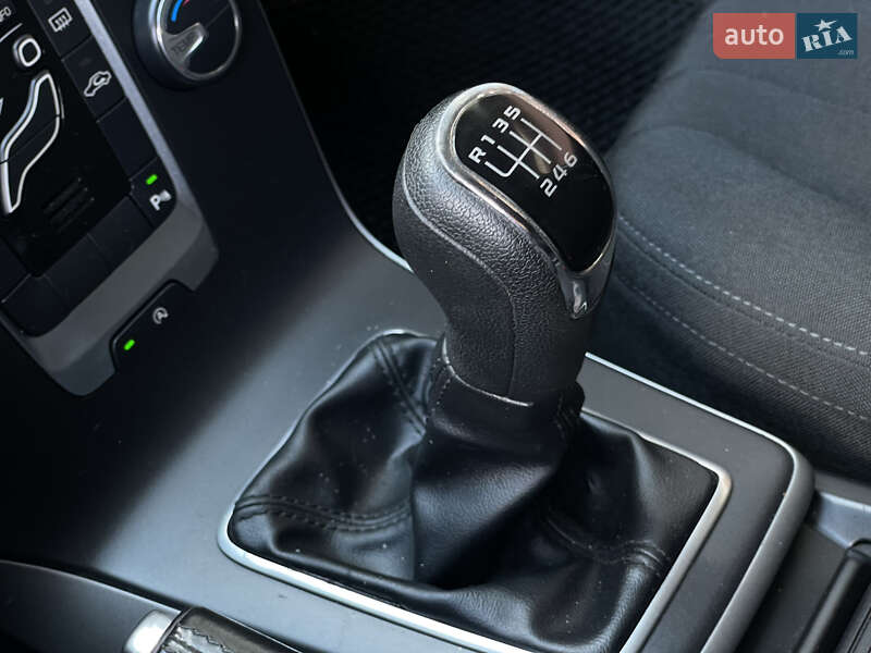 Хэтчбек Volvo V40 2014 в Бердичеве