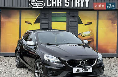 Хетчбек Volvo V40 2017 в Стрию