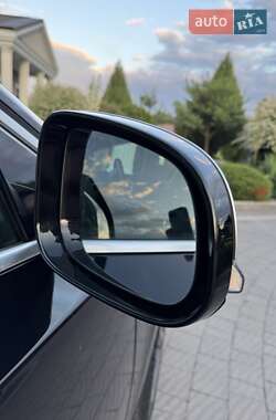 Хэтчбек Volvo V40 2013 в 