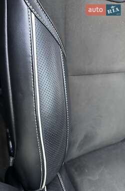 Хэтчбек Volvo V40 2013 в 