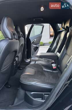 Хэтчбек Volvo V40 2013 в 