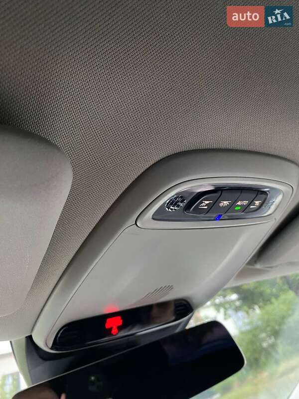 Хэтчбек Volvo V40 2014 в Харькове