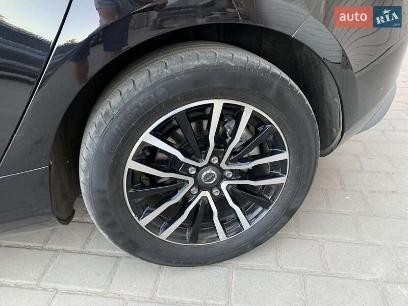 Хетчбек Volvo V40 2019 в Бродах